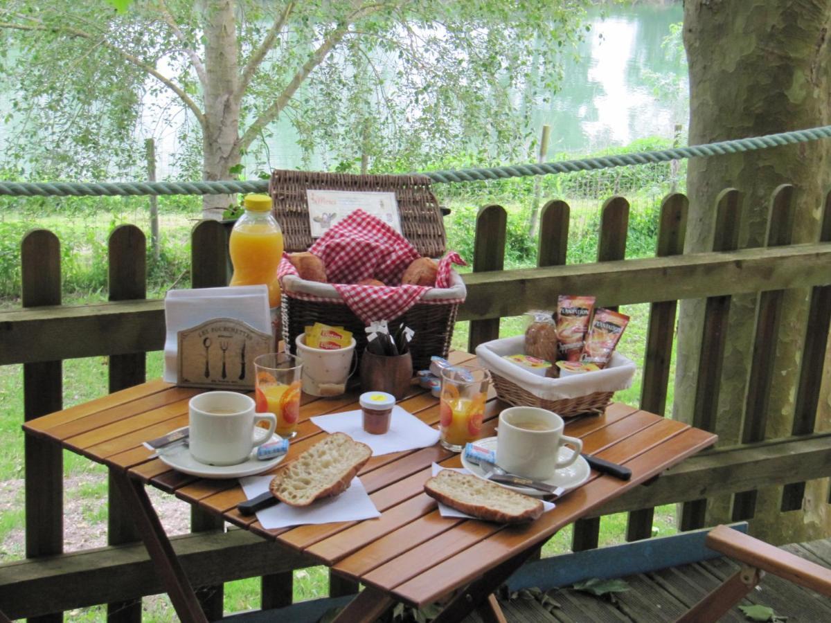 Camping Belle Riviere Chaniers Екстериор снимка