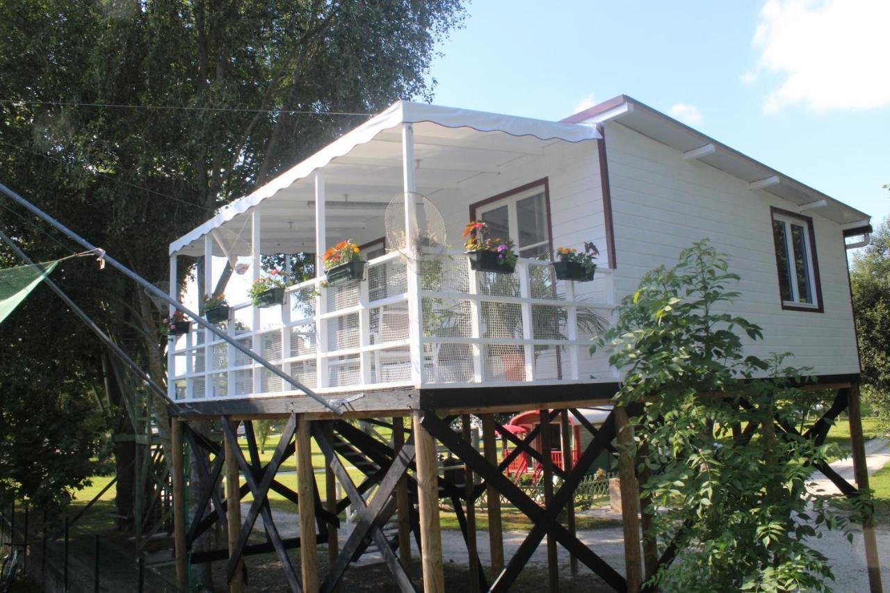 Camping Belle Riviere Chaniers Екстериор снимка