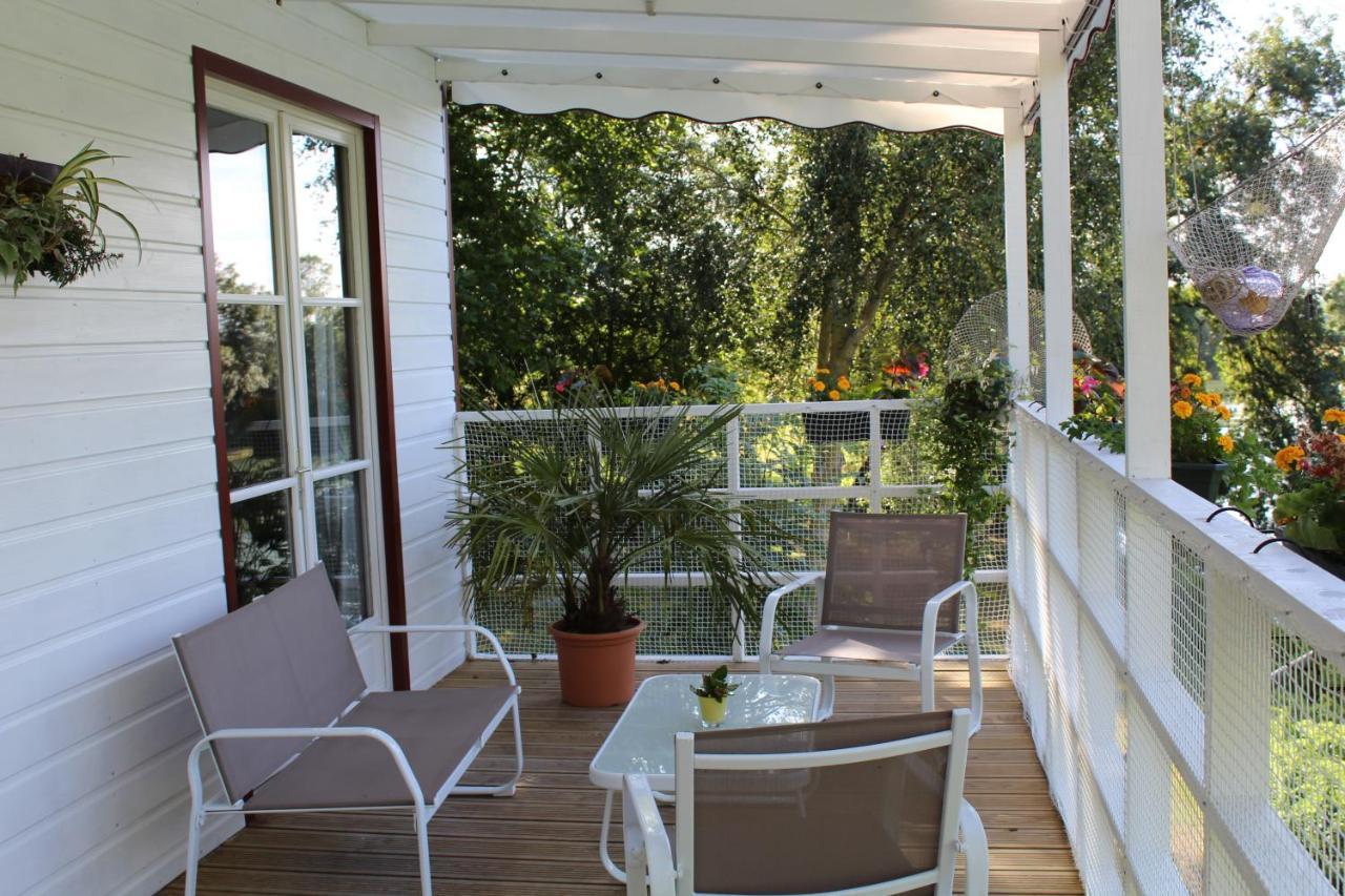 Camping Belle Riviere Chaniers Екстериор снимка