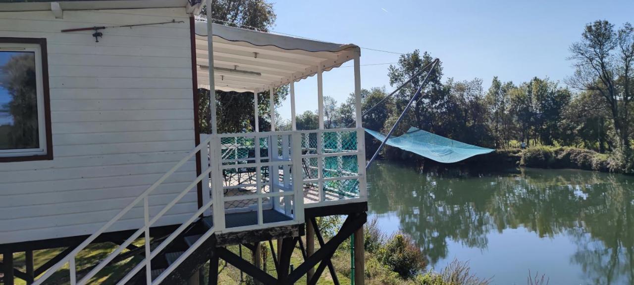 Camping Belle Riviere Chaniers Екстериор снимка