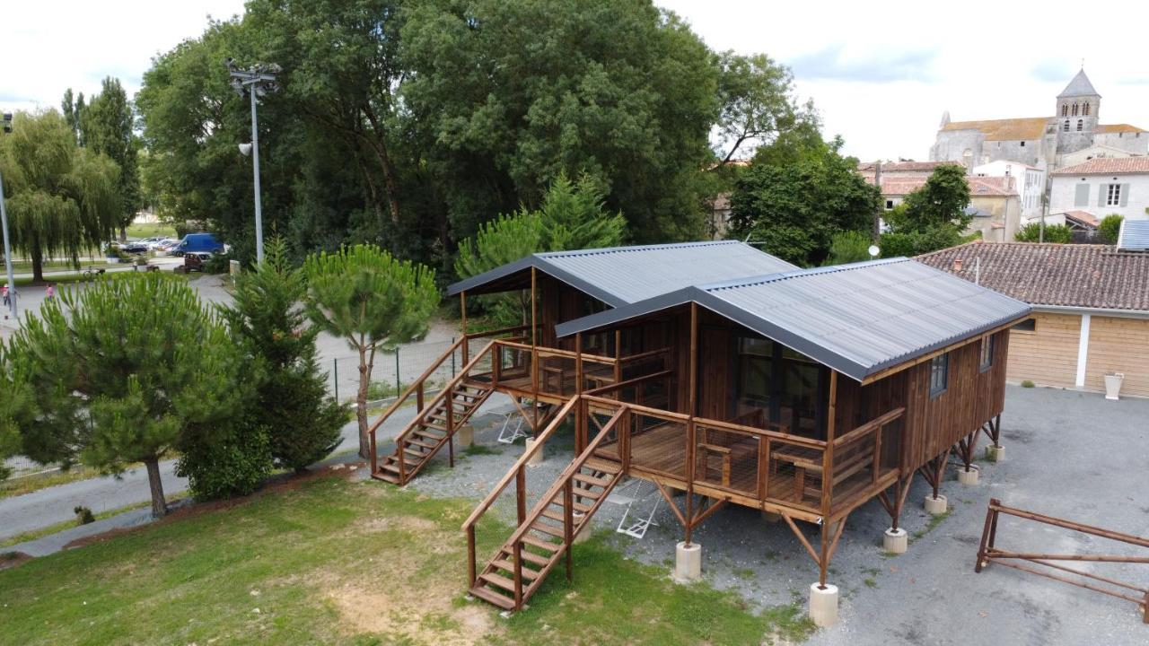 Camping Belle Riviere Chaniers Екстериор снимка